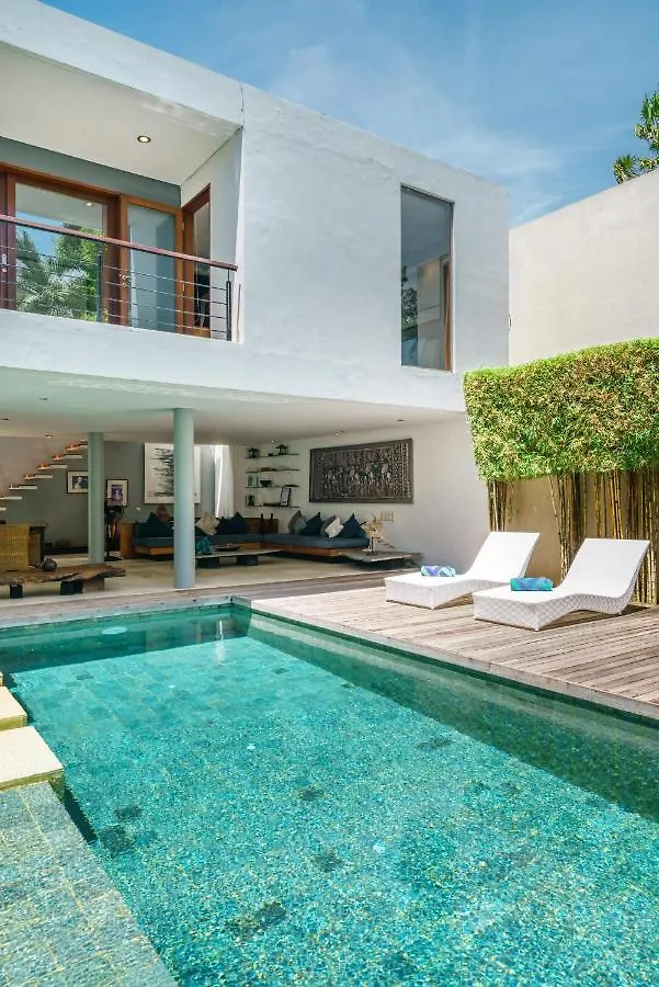 Villa Rio - Contemporary 2Br Villa In Downtown Seminyak