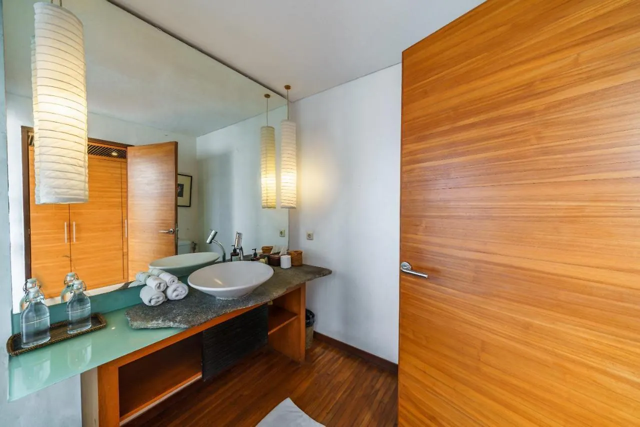Villa Rio - Contemporary 2Br Villa In Downtown Seminyak Indonesia