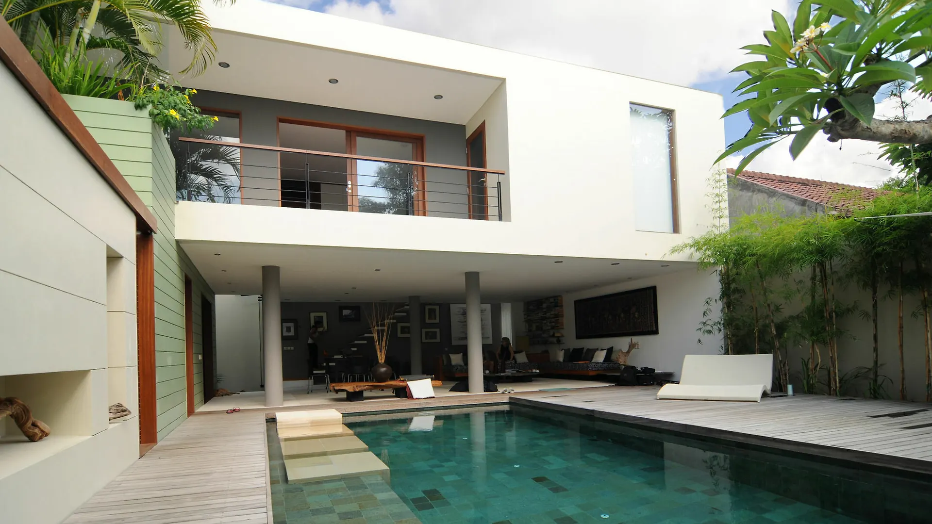 Villa Rio - Contemporary 2Br Villa In Downtown Seminyak Indonesia