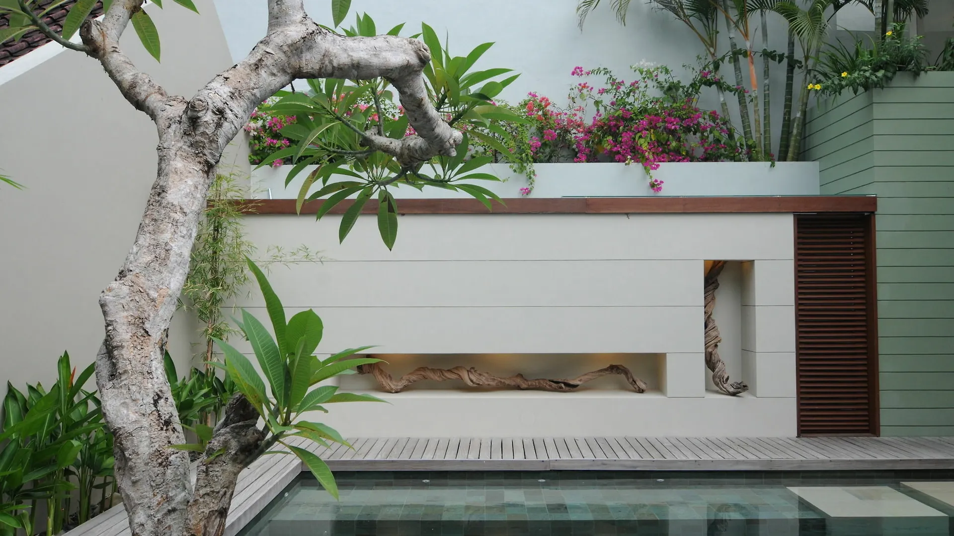 Villa Rio - Contemporary 2Br Villa In Downtown Seminyak 0*, Seminyak (Bali) Indonesia