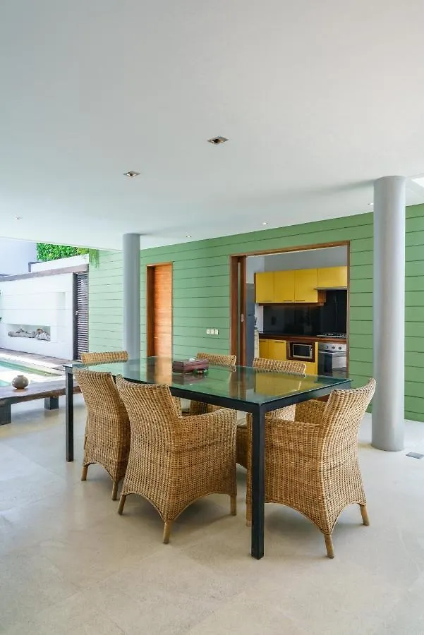 Villa Rio - Contemporary 2Br Villa In Downtown Seminyak