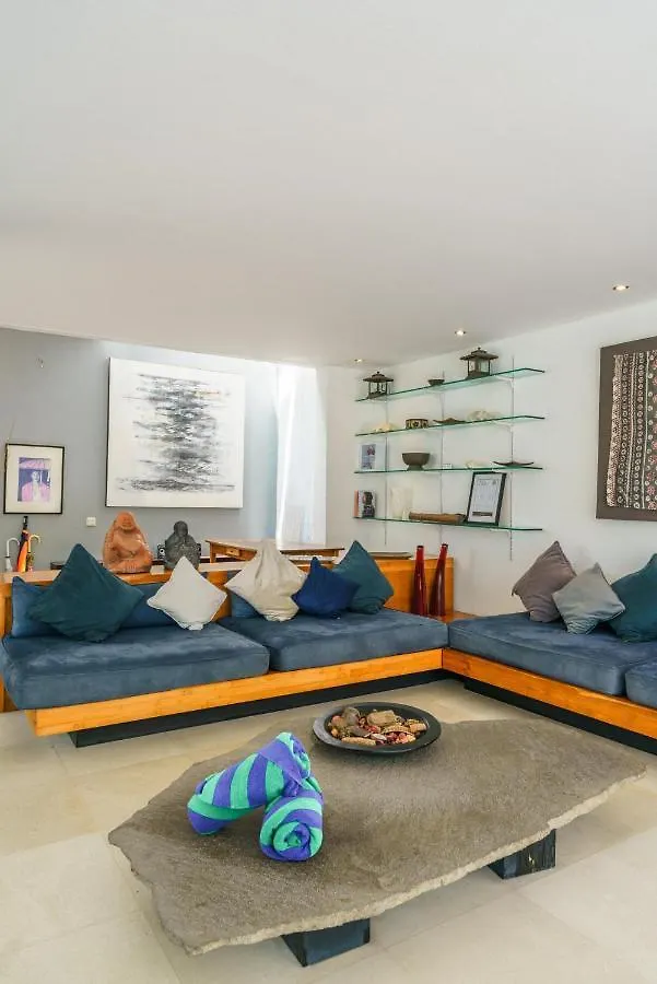 Villa Rio - Contemporary 2Br Villa In Downtown Seminyak