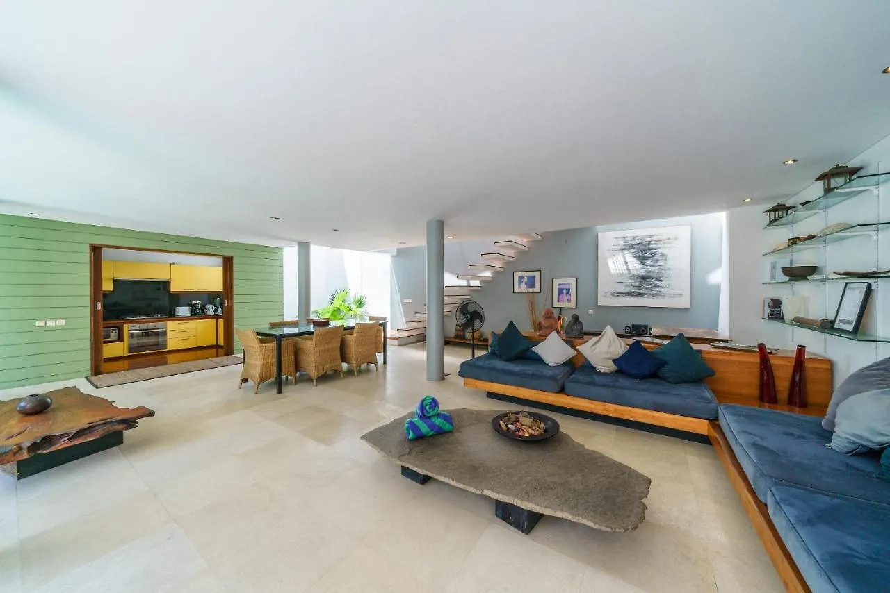 Villa Rio - Contemporary 2Br Villa In Downtown Seminyak אינדונזיה