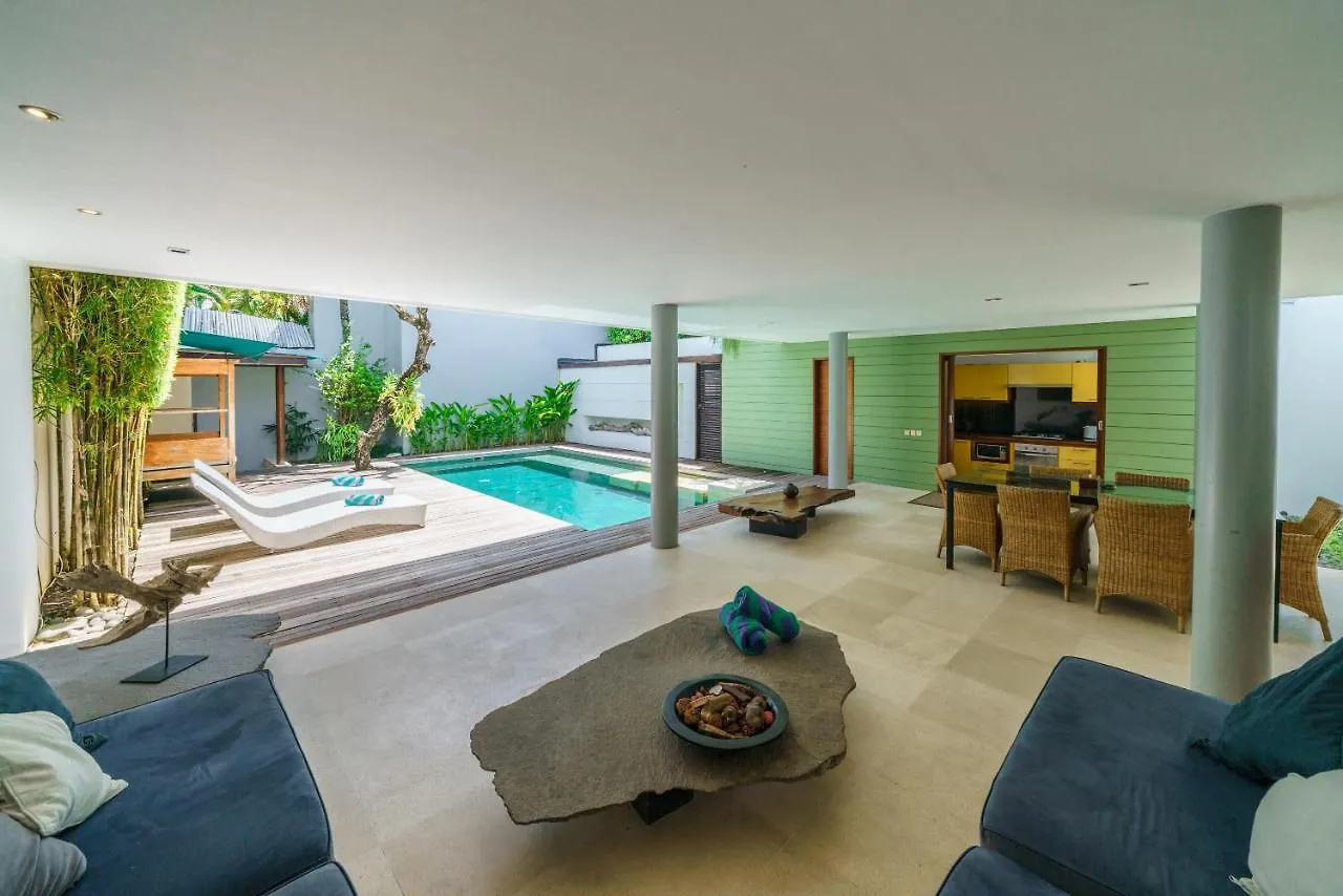 Villa Rio - Contemporary 2Br Villa In Downtown Seminyak 0*,