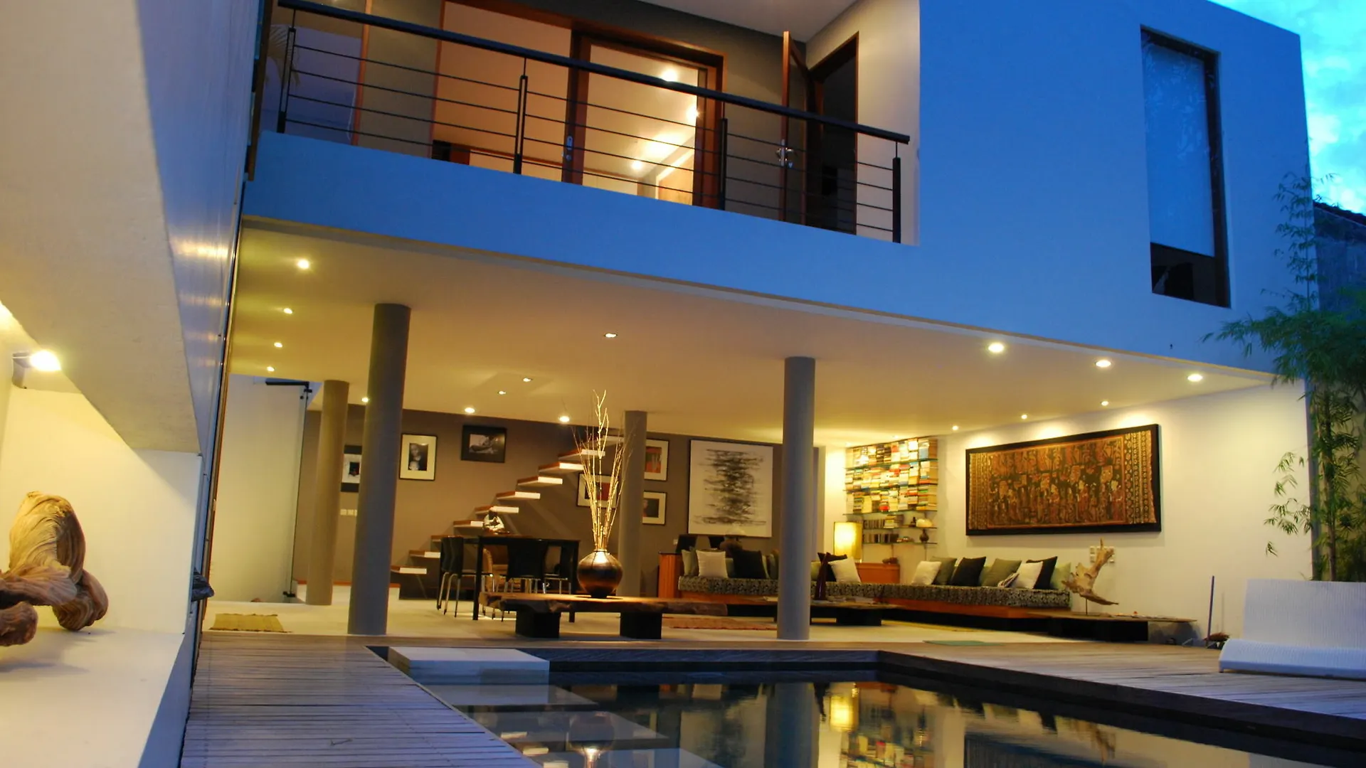 Villa Rio - Contemporary 2Br Villa In Downtown Seminyak